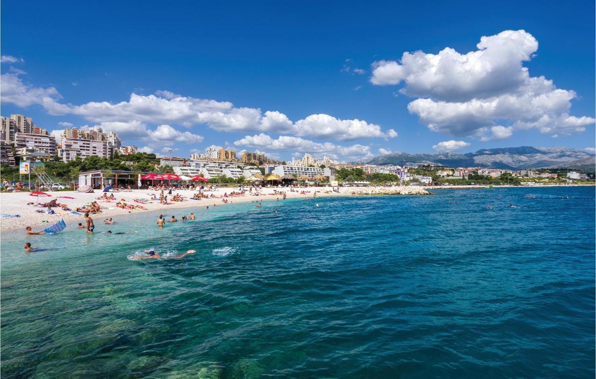 Lovely Apartment In Stobrec With Wifi Σπλιτ Εξωτερικό φωτογραφία