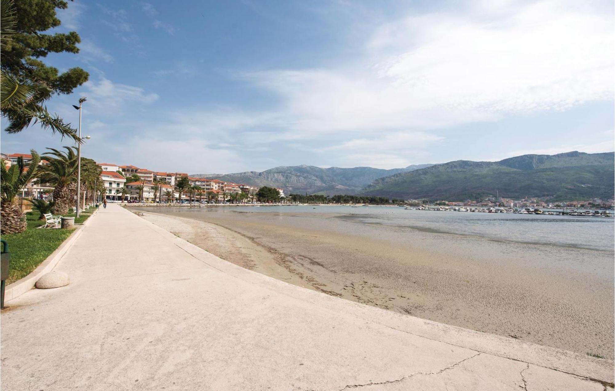 Lovely Apartment In Stobrec With Wifi Σπλιτ Εξωτερικό φωτογραφία