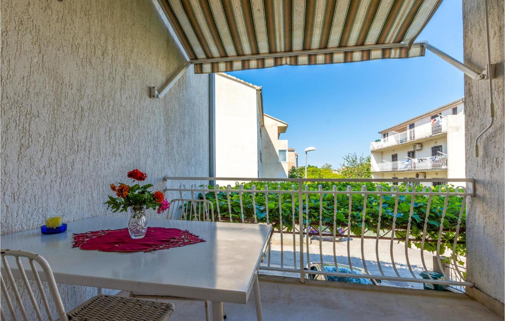 Lovely Apartment In Stobrec With Wifi Σπλιτ Εξωτερικό φωτογραφία